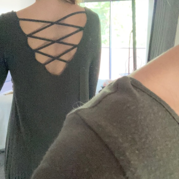 Dress - Picture 2 of 2